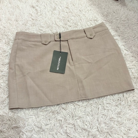 Pretty little thing shape stone woven micro mini skirt Tan size 6 - Picture 2 of 8